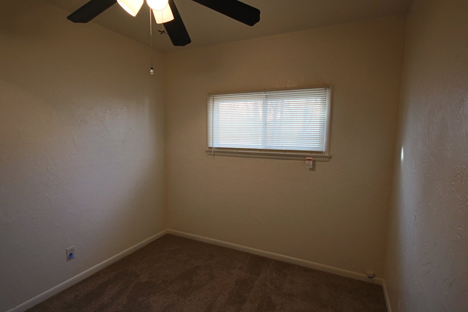 Renovated 2bed/1bath property image