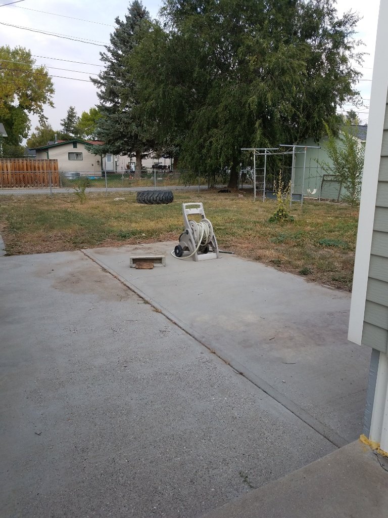 555 E 7th St property image