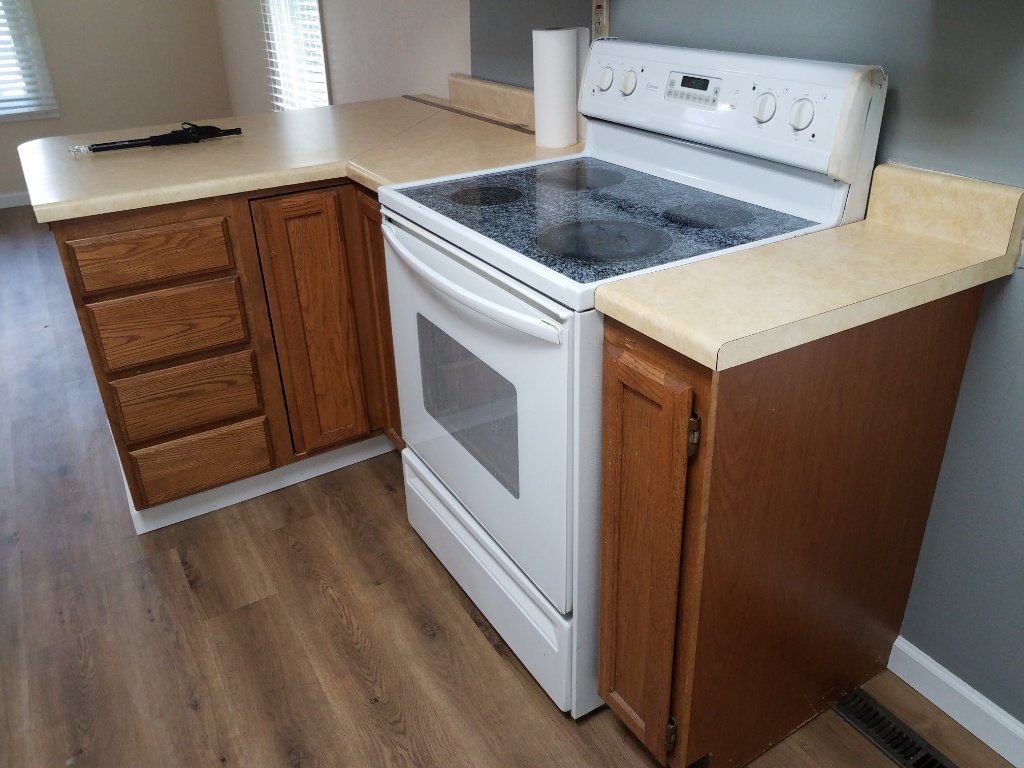 555 E 7th St property image