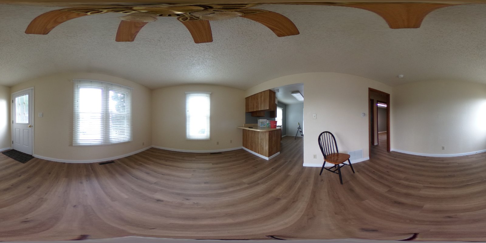 555 E 7th St property image