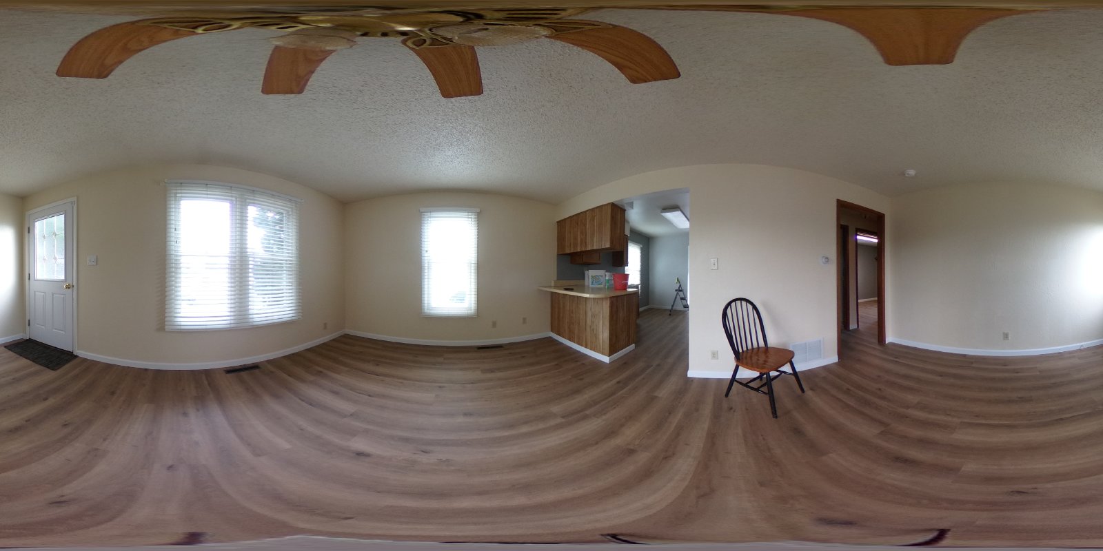 555 E 7th St property image