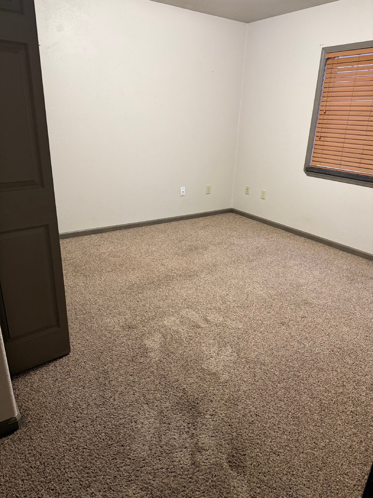 3 bed/2 bath Utilities Included! property image