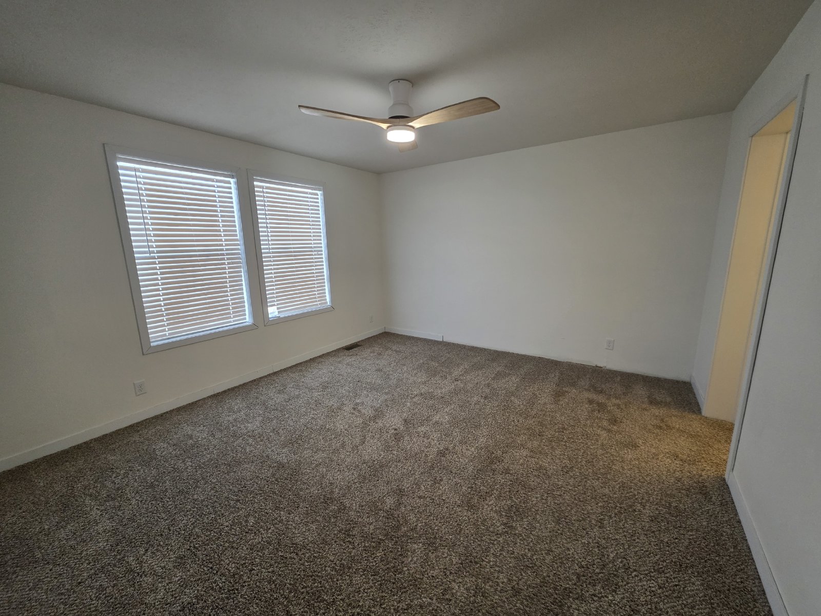 4bed/2bath country home property image