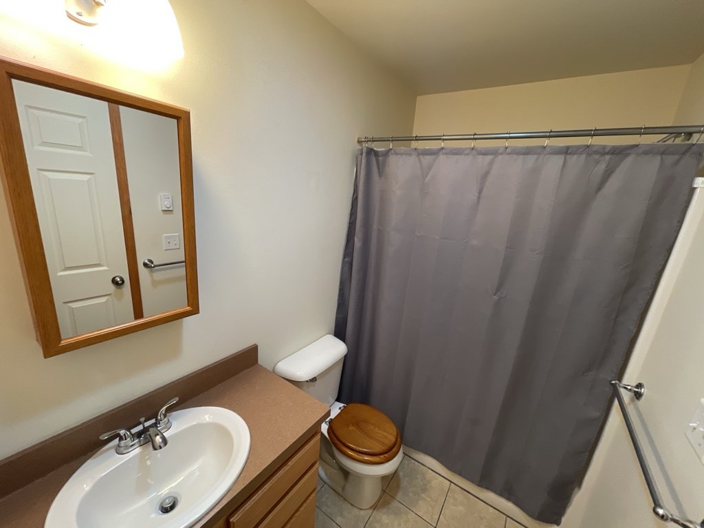 2 bed/1.5 bath property image