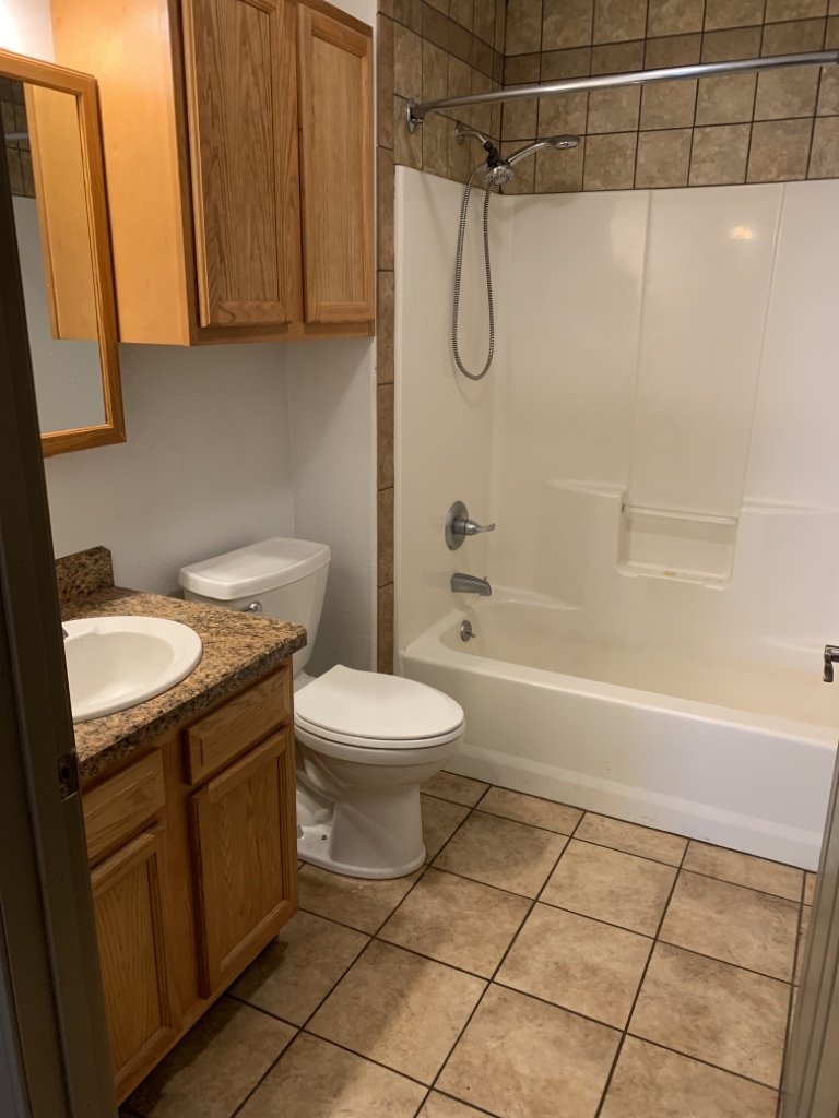 3 bed/2 bath Utilities Included! property image