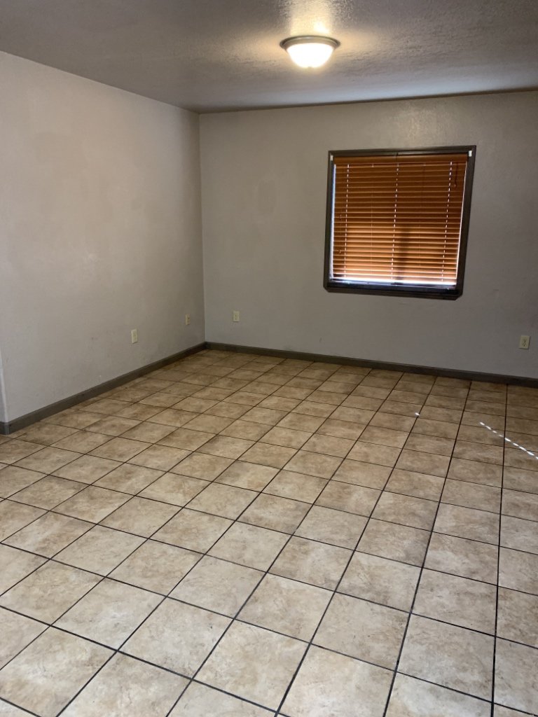 3 bed/2 bath Utilities Included! property image